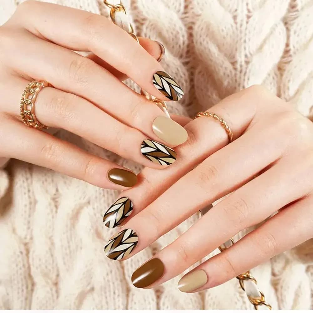 Earthbound – Semi-Cured Gel Nail Strips