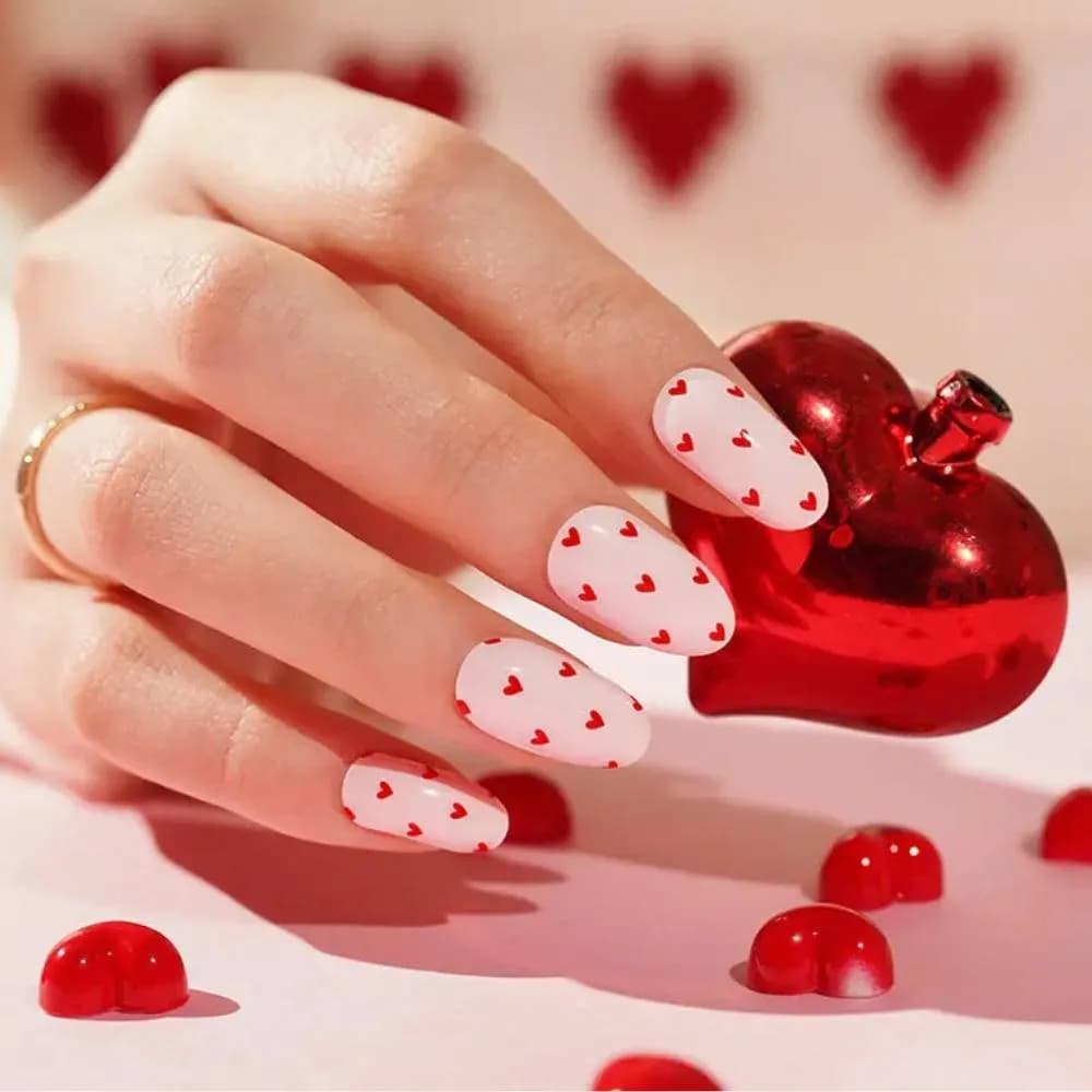 Love Hearts – Semi-Cured Gel Nail Strips