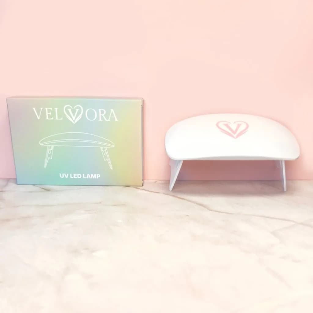 Velvora pink UV LED nail lamp, detail view