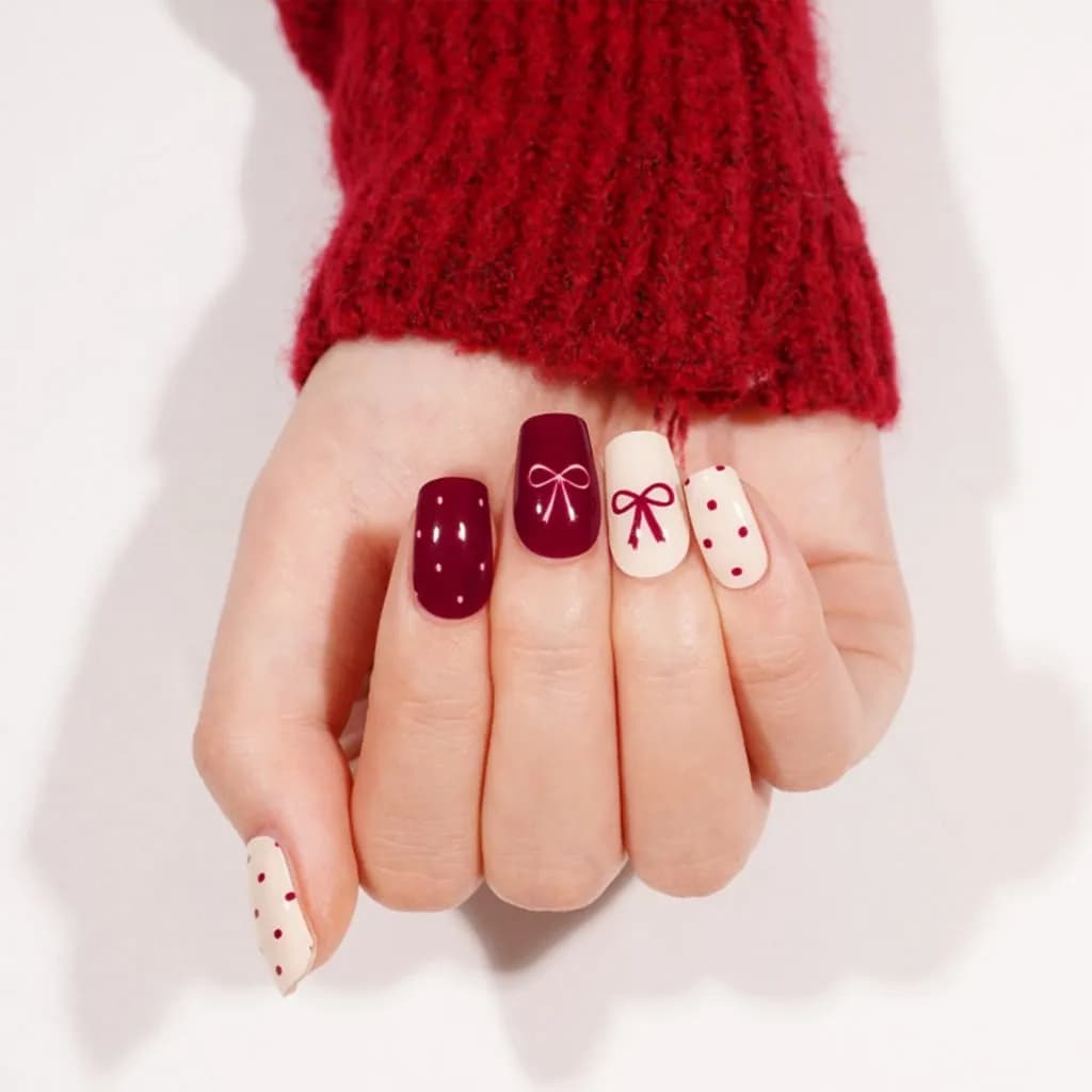 Polka Bows Semi-Cured Gel Nail Strips