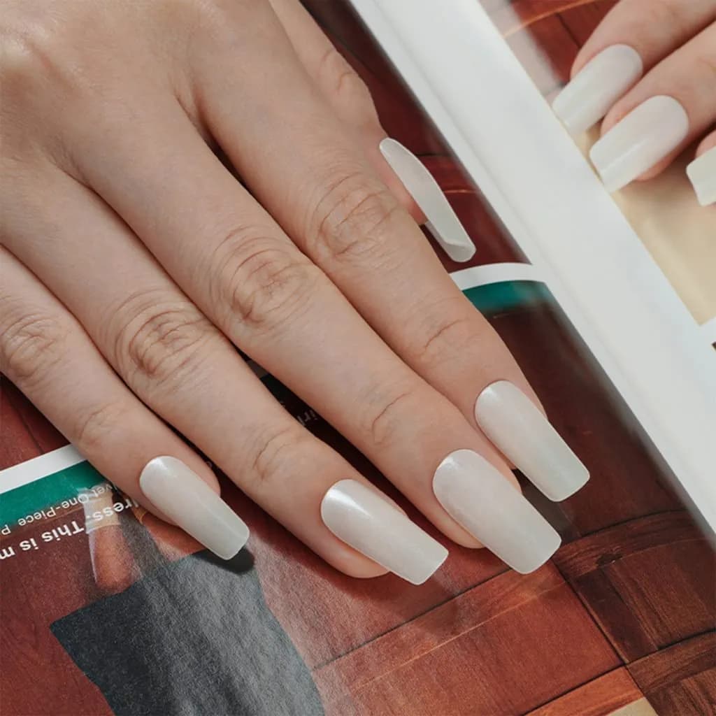 Snow Pearl – Semi-Cured Gel Nail Strips